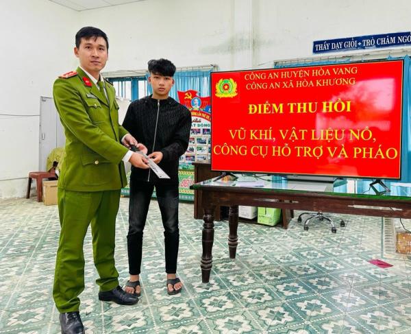 Quyết tâm giữ bình yên vùng giáp ranh