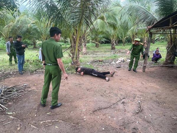 Gian nan hành trình dẫn dụ hung thủ giết người ra khỏi rừng