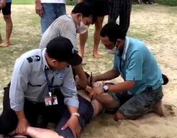 Tóm gọn đối tượng canh me trộm tài sản du khách tắm biển