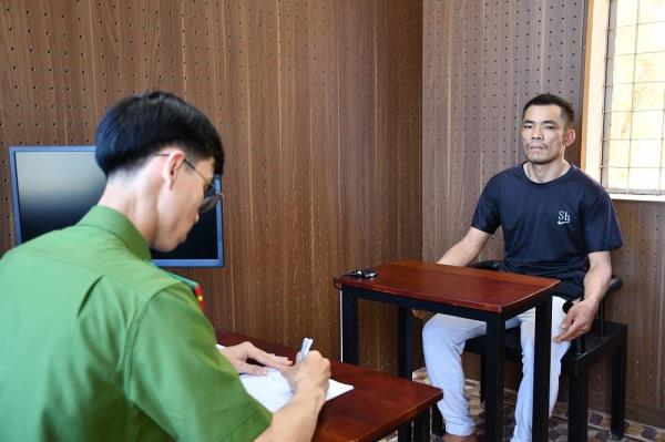 Con nghiện mang nhiều tiền án tiếp tục đi khoắng tài sản