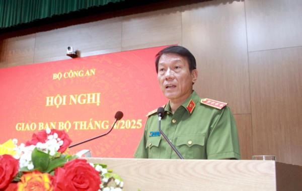 Tập trung cao độ bảo vệ tuyệt đối an ninh, an toàn Lễ kỷ niệm 50 năm Ngày Giải phóng miền Nam, thống nhất đất nước