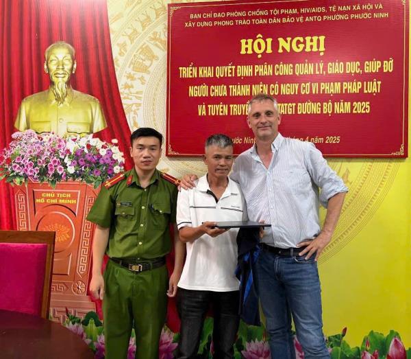 Xác minh nhanh, trả lại tài sản cho du khách