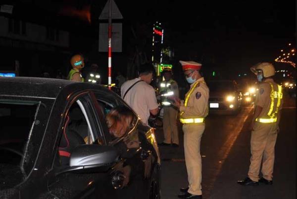 Vi phạm nồng độ cồn tăng cao trong ngày thứ ba của kỳ nghỉ lễ