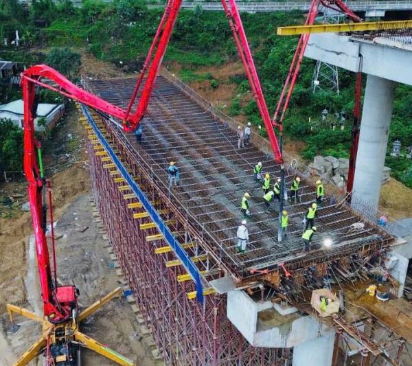 Khan hiếm cát xây dựng làm chậm tiến độ nhiều công trình trọng điểm Đà Nẵng