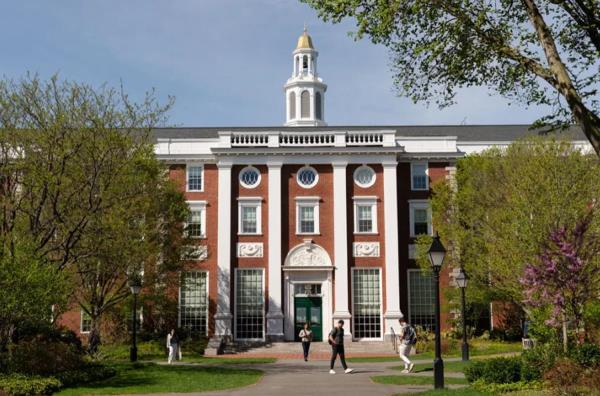 Đại học Harvard bị thu hồi quyền tuyển sinh sinh viên quốc tế
