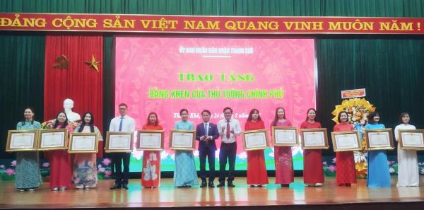 23 cán bộ, giáo viên được nhận Bằng khen của Thủ tướng Chính phủ