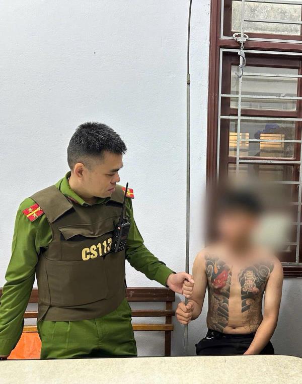 Đại Phi phi nước đại vẫn không thoát