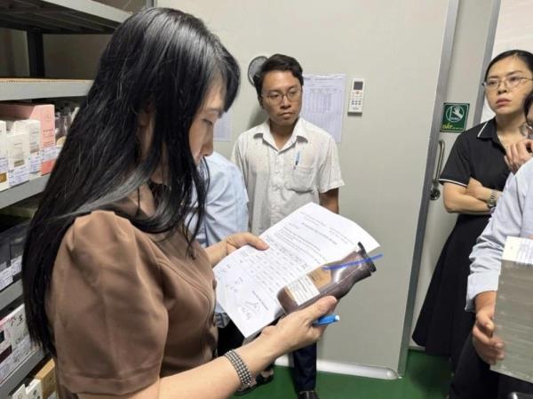 Thống nhất khởi tố vụ án liên quan sản phẩm Hanayuki Sunscreen Body do Đoàn Di Băng quảng cáo