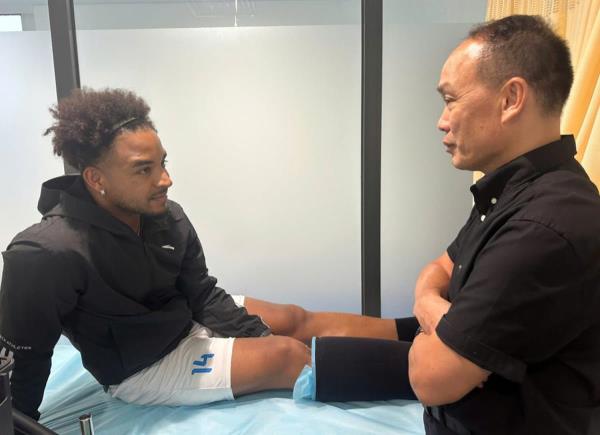 Nguyễn Xuân Son có thể trở lại sân cỏ sớm hơn dự kiến