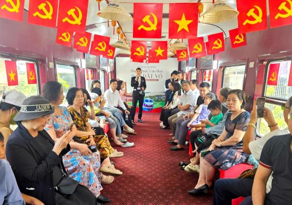 Chuyến tàu du lịch Về miền đất võ chính thức vận hành từ ngày 1-6