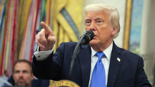 Tổng thống Trump đưa ra cảnh báo cứng rắn với Tổng thống Nga Putin