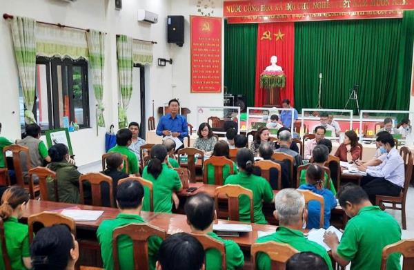 Đảm bảo phục vụ tốt nhất cho hộ nghèo khi thực hiện mô hình tổ chức chính quyền địa phương 2 cấp