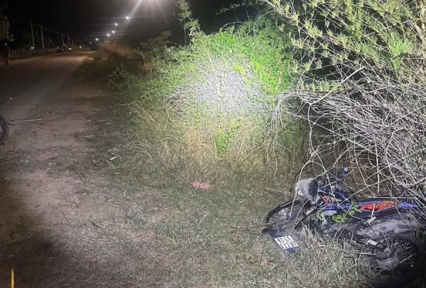 Xe máy đối đầu, nhiều người thương vong