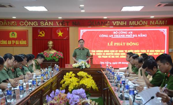 Công an thành phố Đà Nẵng phát động phong trào thi đua học tập gương hy sinh của Thiếu tá Nguyễn Đăng Khải