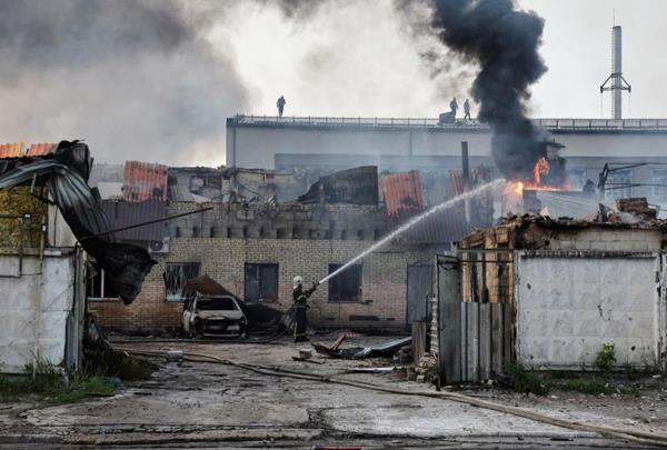 Nga tiếp tục tấn công quy mô lớn vào Ukraine