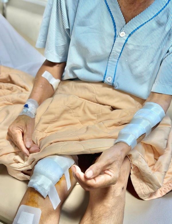 Con tâm thần tấn công cha trọng thương