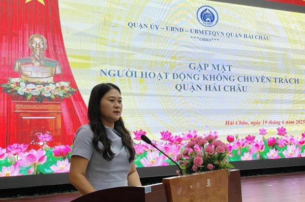 Hải Châu gặp mặt người hoạt động không chuyên trách trước khi thực hiện mô hình chính quyền địa phương hai cấp