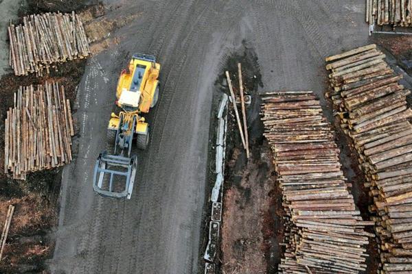 Tổng thống Mỹ thông báo mức thuế 35% với Canada