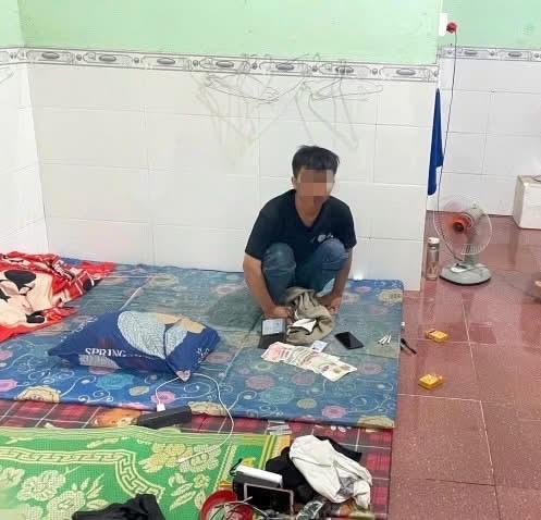 Mới ra tù tiếp tục đi trộm