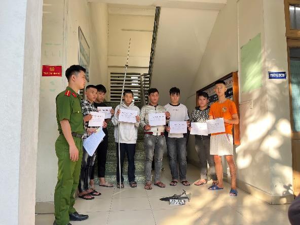 Truy xét nhanh nhóm thanh thiếu niên sử dụng hung khí gây thương tích