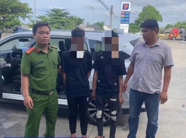 Bộ đôi đạo chích sa lưới