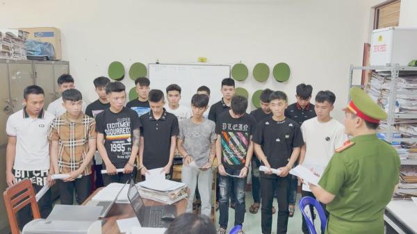 Khởi tố 20 đối tượng ở làng chài vô cớ chém người