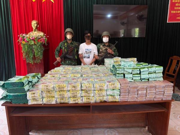 Triệt phá đường dây vận chuyển gần 300 kg ma túy ở Đà Nẵng