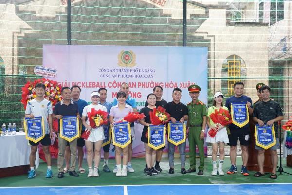 Sôi nổi Giải Pickleball Công an phường Hòa Xuân mở rộng 2025