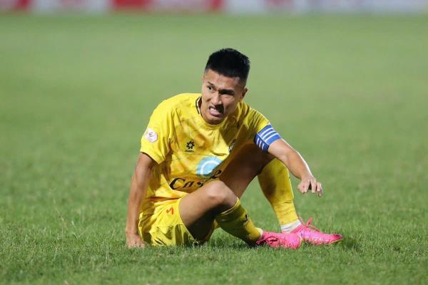 Doãn Ngọc Tân chấn thương, nghỉ thi đấu từ 2-3 tháng