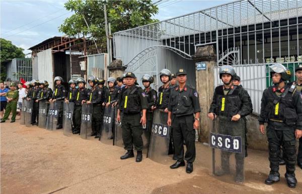 Ráo riết truy lùng hung thủ sát hại 4 người trong một gia đình ở Đắk Lắk