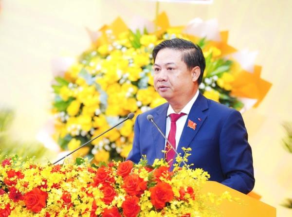 Đưa thành phố phát triển nhanh, bền vững, xứng đáng với niềm tin của Trung ương, cán bộ đảng viên và Nhân dân thành phố