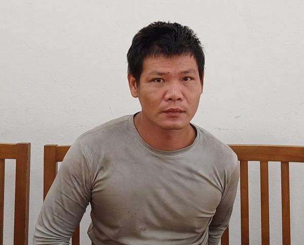 Bắt thợ sắt cướp túi tiền của chủ quán gà hấp mía