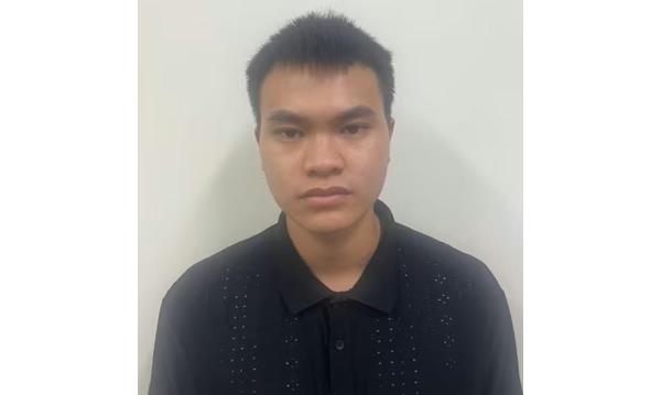 Bắt 1 người trong vụ ‘tổng tài chỉ đạo đàn em đánh người ở quán cà phê