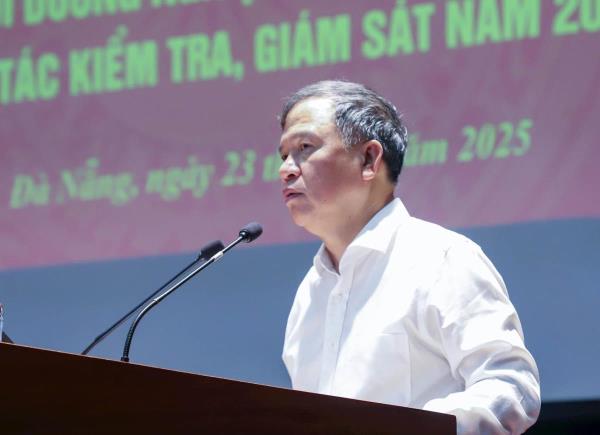 Bồi dưỡng nghiệp vụ chuyên sâu về công tác kiểm tra, giám sát cho hơn 370 cán bộ, công chức