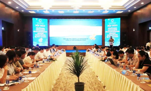 Đẩy mạnh phát triển thương mại điện tử