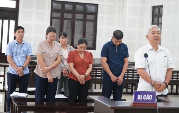 Hàng loạt cán bộ Cảng vụ Hàng hải Quảng Nam hầu tòa vì lập khống hồ sơ nhiên liệu, mua bán hóa đơn