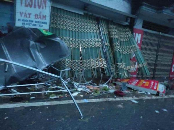 6 người tử vong sau trận giông lốc kinh hoàng ở Ninh Bình