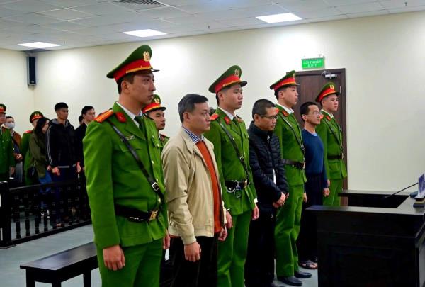 Tuyên phạt Lê Trung Khoa, Nguyễn Văn Đài cùng mức án 17 năm tù về tội chống Nhà nước Cộng hòa xã hội chủ nghĩa Việt Nam