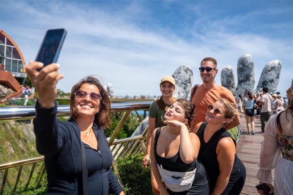 Kể từ 1/1/2026, vé cáp treo Ba Na Hills không giới hạn số lần lên cáp trong 03 ngày