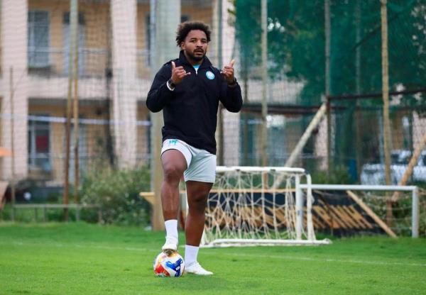 Xuân Son hội quân cùng T. Nam Định