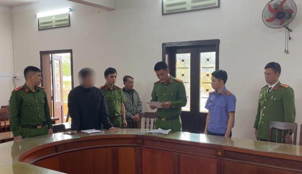 Bắt tạm giam chủ quán karaoke Venus về hành vi chứa chấp sử dụng trái phép chất ma túy