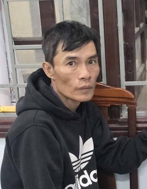 Mang đá ra đường