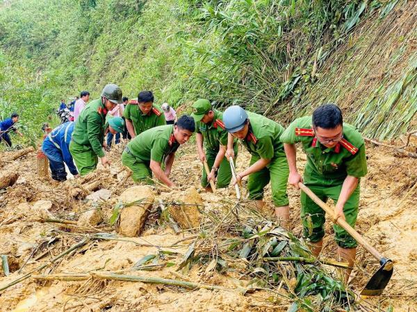 Tuổi trẻ Công an Nhân dân đặt trọn niềm tin dâng Đảng