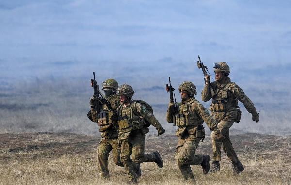 Mỹ hé lộ kế hoạch thu hẹp hiện diện tại NATO, châu Âu bất an về chiếc ô an ninh
