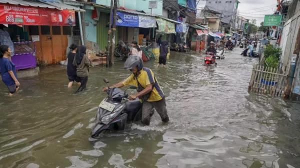Lũ lụt nghiêm trọng tại Jakarta, hơn 1.600 người phải sơ tán