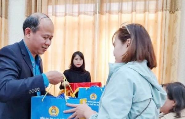 Đà Nẵng chi hơn 335 tỷ đồng thăm, tặng quà Tết Nguyên đán Bính Ngọ 2026