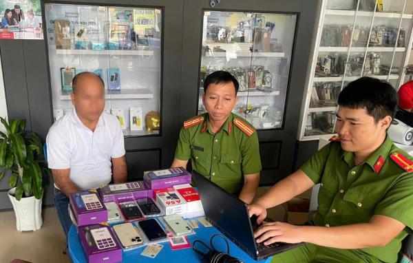 Buôn điện thoại mù nguồn gốc