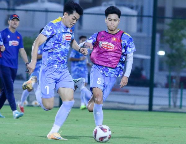 Chìa khóa vào tứ kết