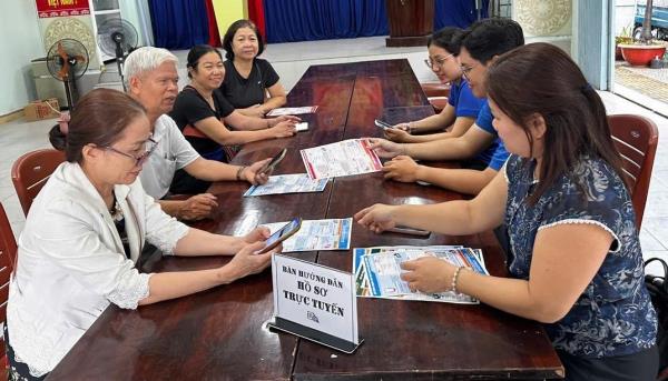 Thanh Khê triển khai 6 điểm hỗ trợ dịch vụ công trực tuyến tại khu dân cư
