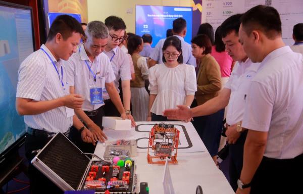 Đà Nẵng xây dựng trường học số an toàn, bứt phá với giáo dục thông minh